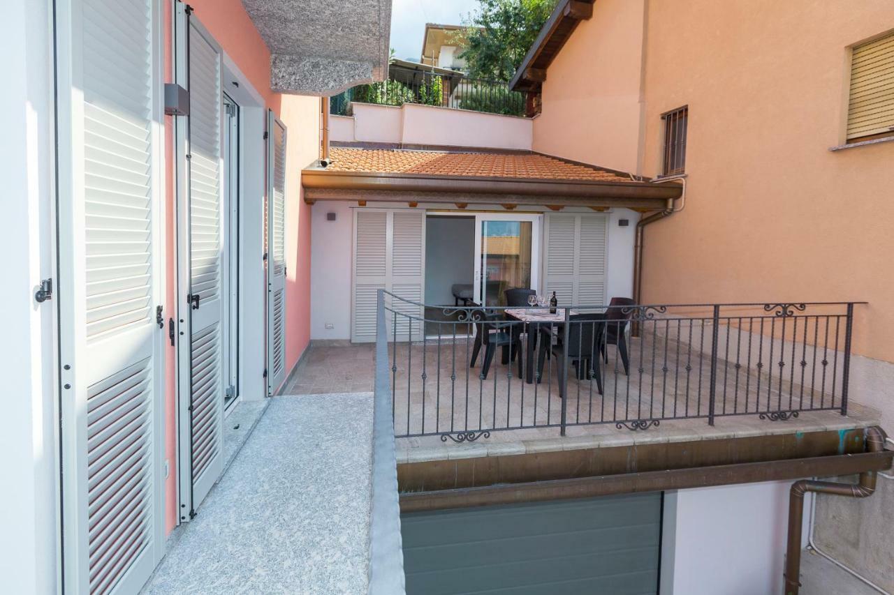 Casa Fiore Леццено Екстер'єр фото